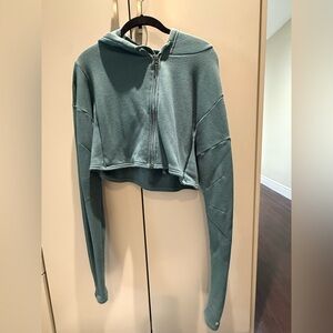 ALO Yoga Cropped Hoodie - Blue